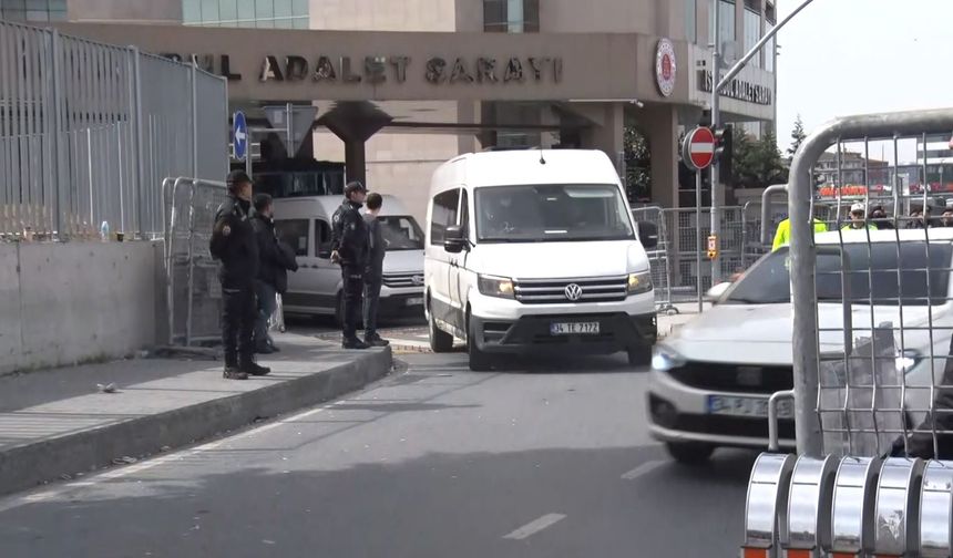 İmamoğlu ve 47 Şüpheli Cezaevine Sevk Edildi