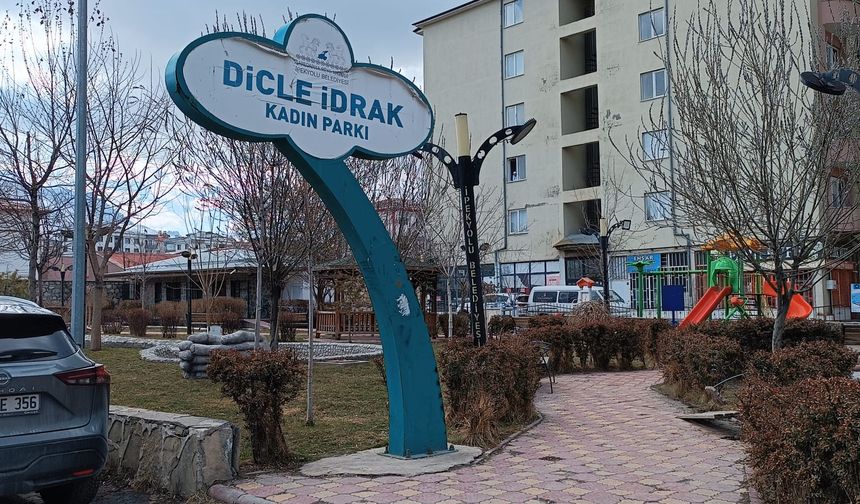 İpekyolu’nda kimliği belirsiz kişiler parklara zarar verdi
