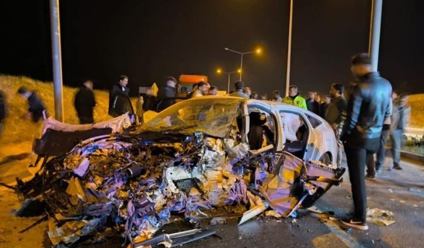 Van'da Trafik Kazasında Hayatını Kaybedenlerin Sayısı 3'e Ulaştı!
