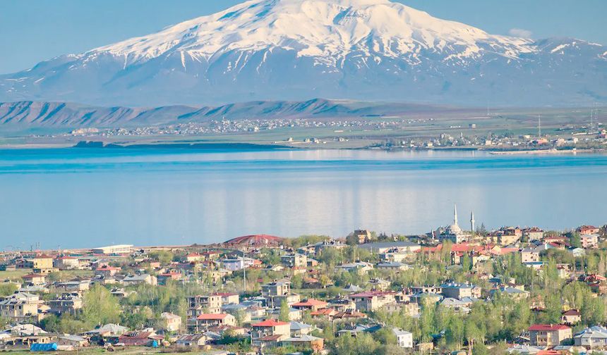 Van’ın Doğal Güzellikleri Sahipsiz Kaldı?