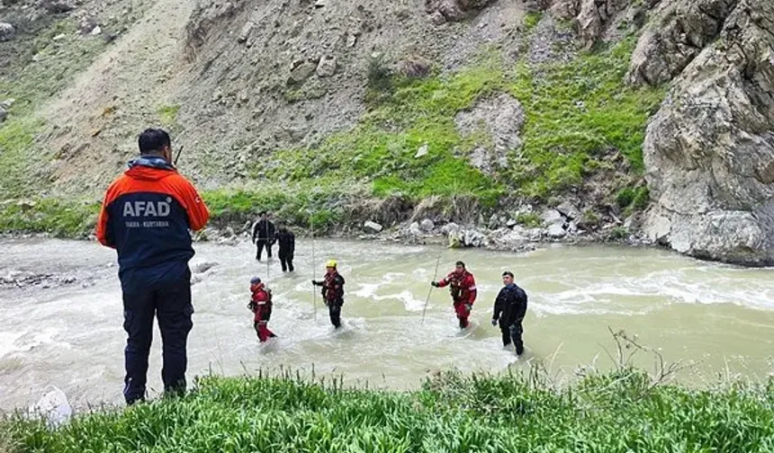 Hakkari'de Kayıp Feleknaz Keskin 22 Gündür Aranıyor