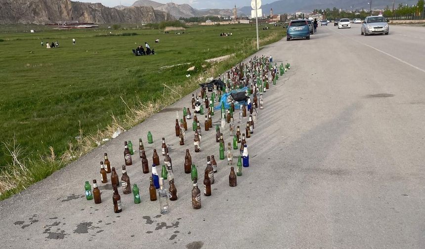 Van'da Alkol Şişeleri Tarihi Manzarayı Gölgede Bıraktı