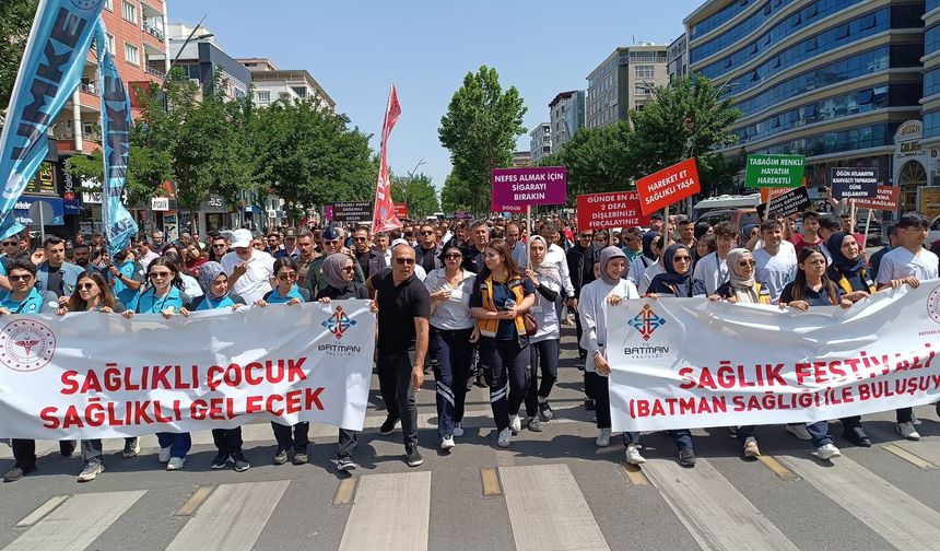 Batman’da ‘Sağlık Festivali’ Yürüyüşü