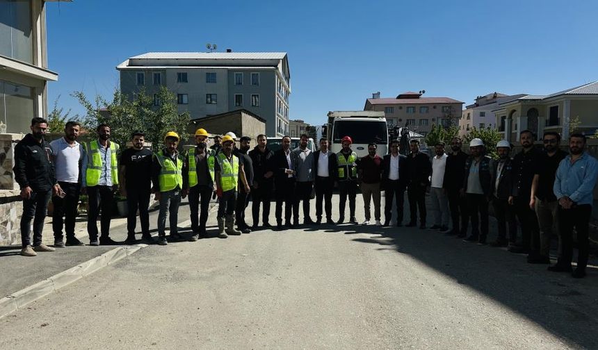 Vali Müjdeyi Verdi: 5 Mahalleye Doğal Gaz Verilecek