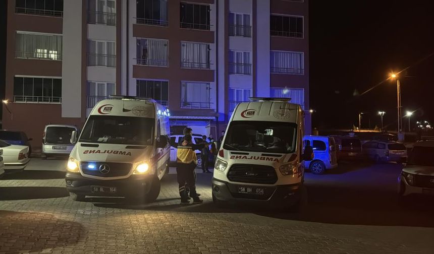 2 Kardeş Boğazı Kesilmiş Halde Ölü Bulundu!