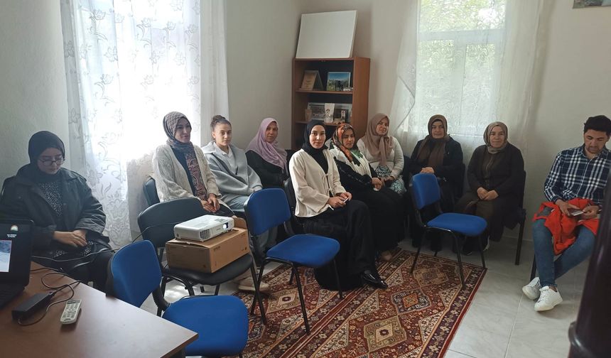 Van’da Kadın Üreticilere Tarımsal Kuraklık Eğitimi Verildi