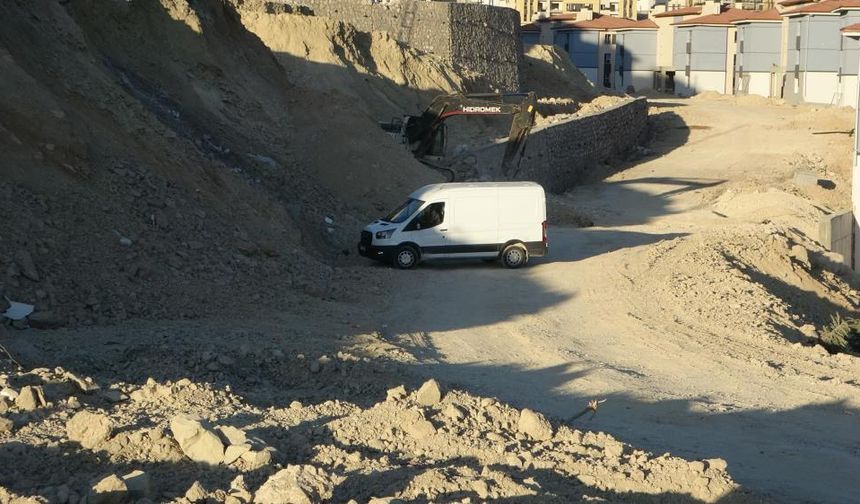 Şantiye Alanında Top Mermisi Bulundu