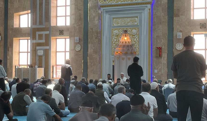 Çaldıran’da 15 Temmuz şehitleri için dua edildi