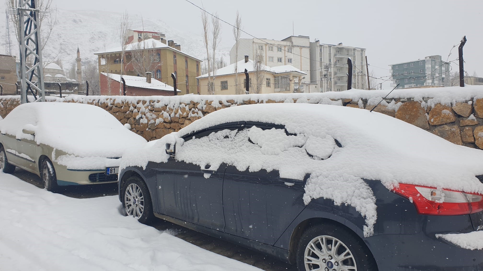 Van Başkale’de Kar Ve Tipi Hayatı Olumsuz Etkiliyor (1)