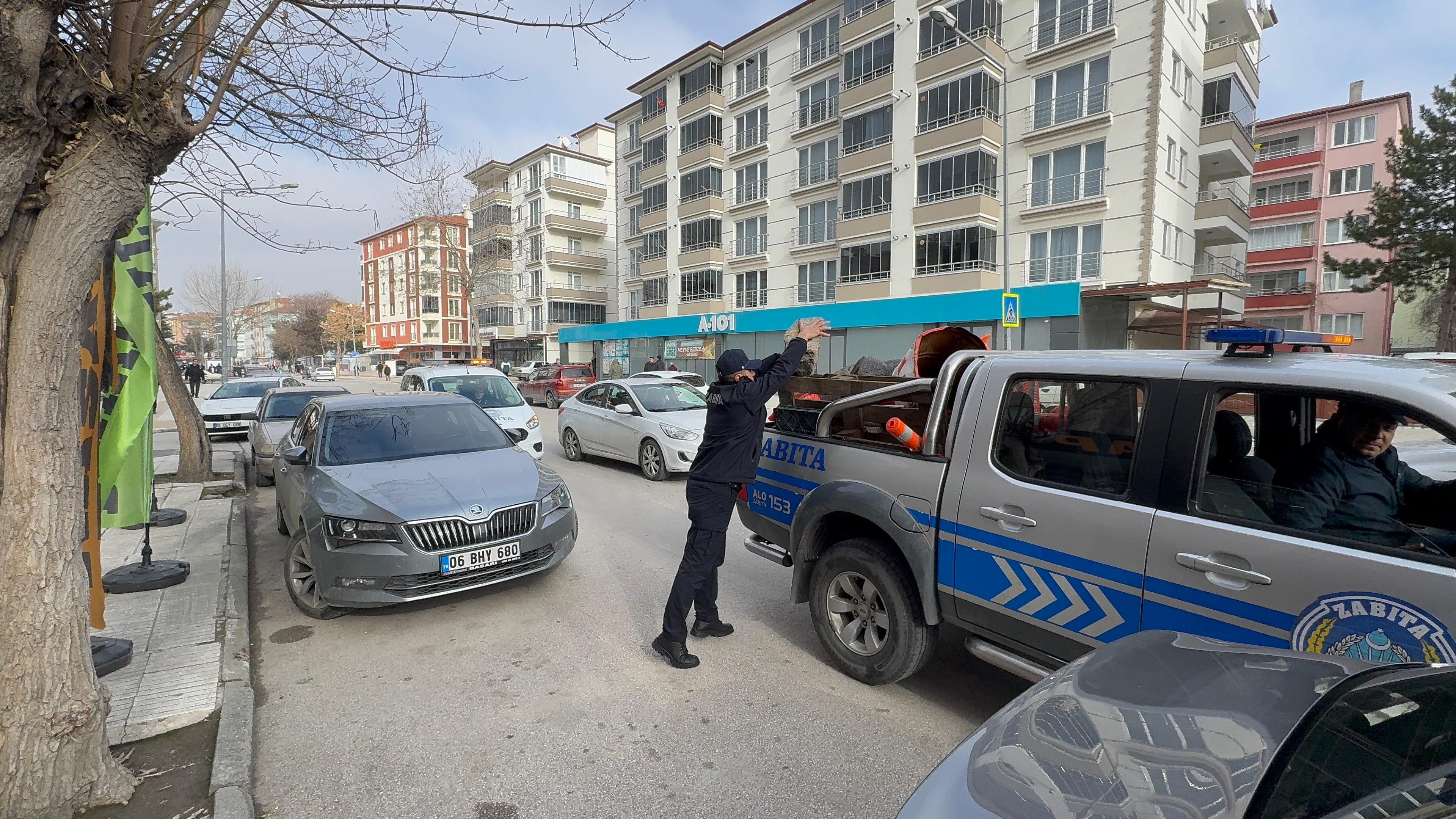 O İl Kaldırımları Esnaftan Geri Aldı, Darısı Van’a (2)