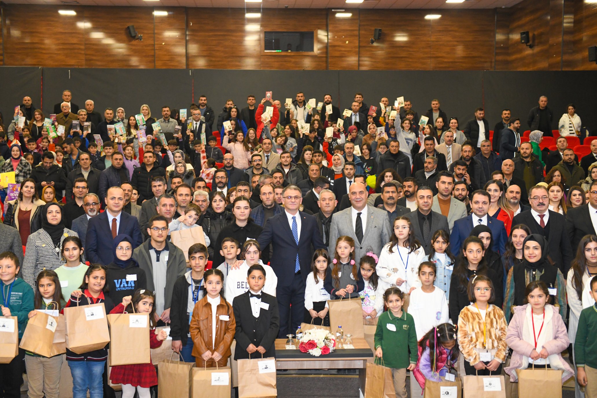 Van’ın Kitap Okuma Düzeyi Artıyor (2)