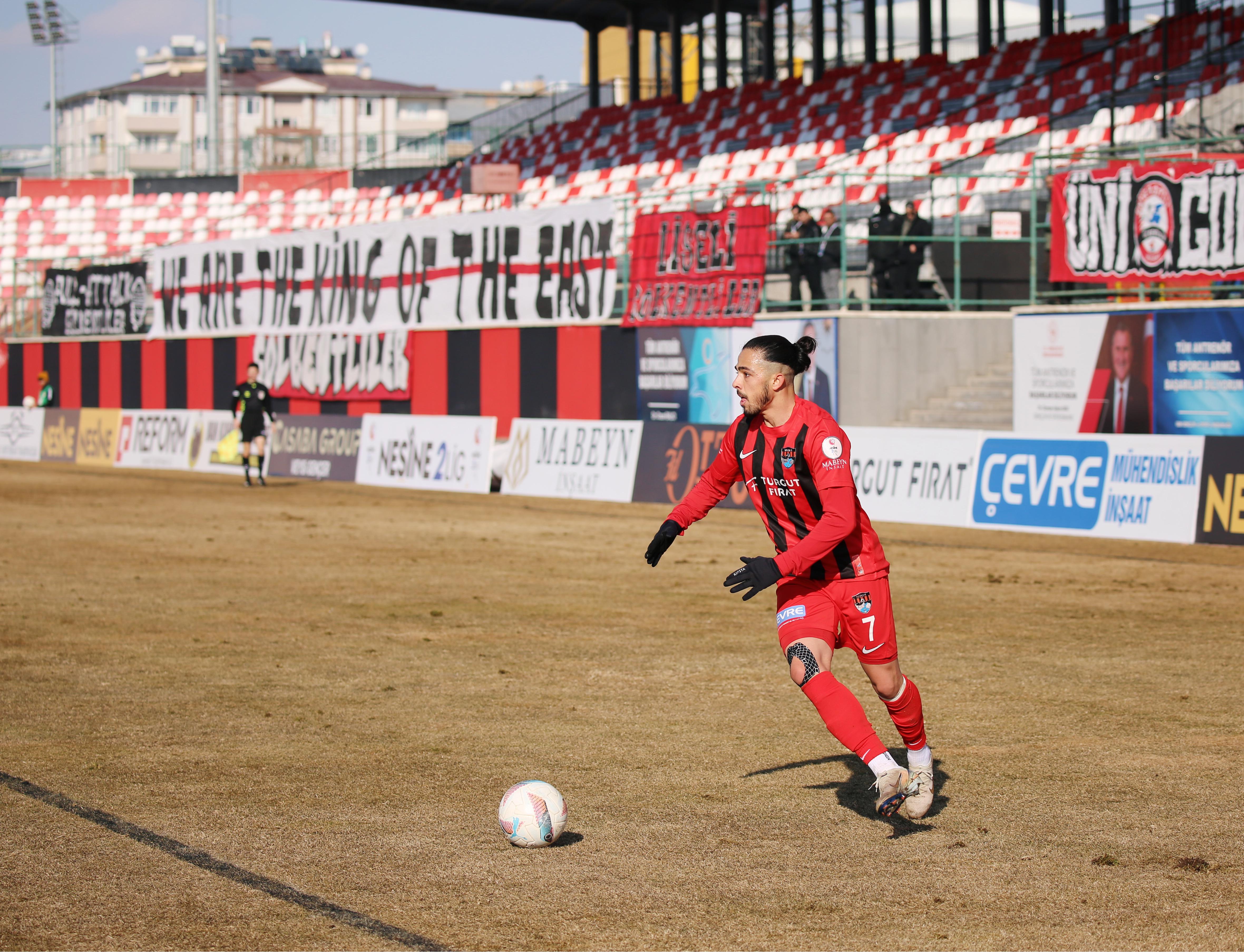 Vanspor, Nazi̇lli̇spor’u 3 1 Mağlup Etti̇! (1)