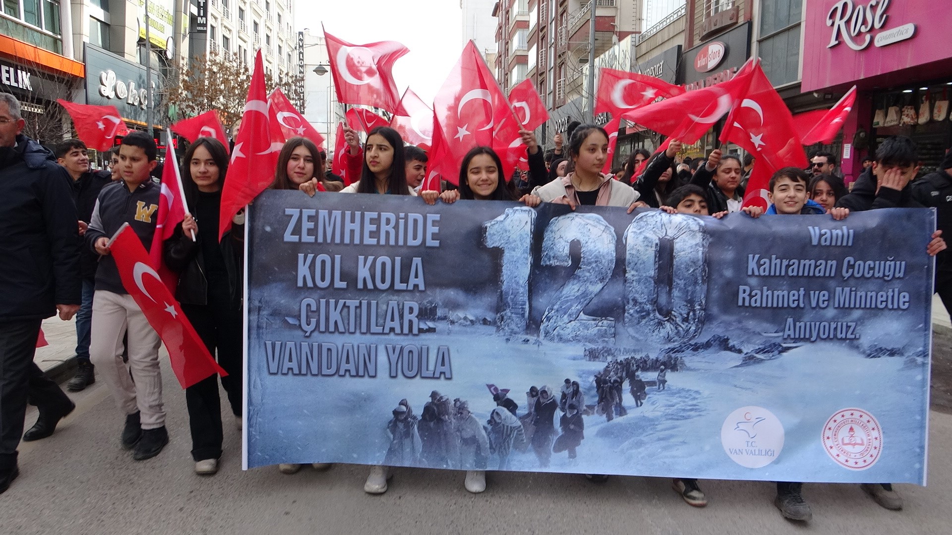 1. Dünya Savaşı'nda Şehit Düşen 120 Vanlı Çocuk İçin Anma Töreni (3)